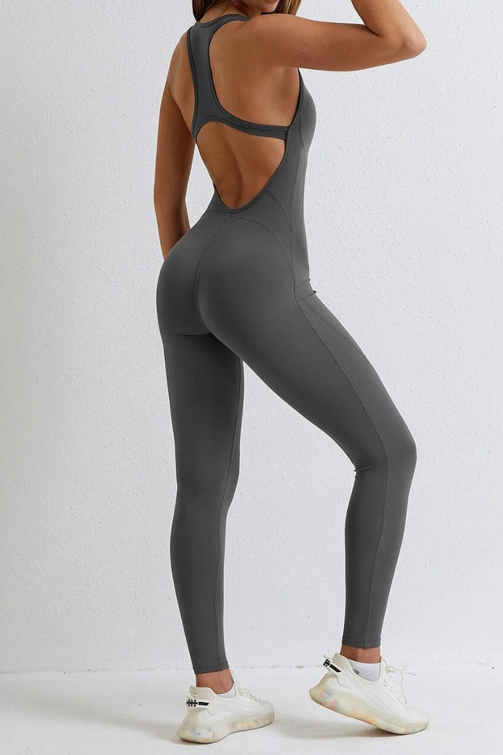 jumpsuit_gym-fitness_woman_yoga